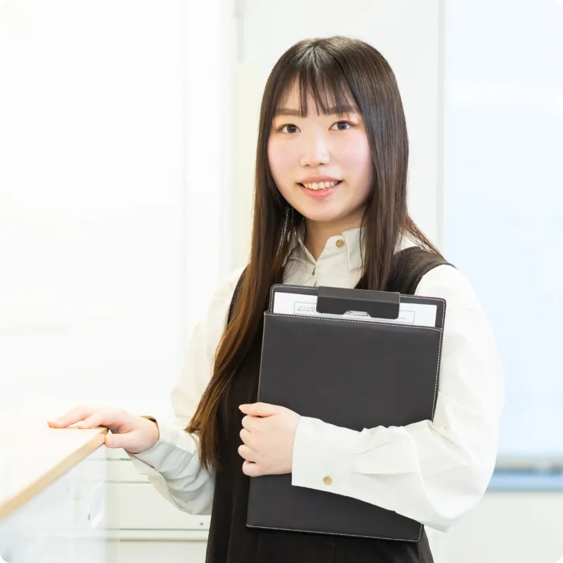 デジタルビジネス推進部 阿曽晃歩